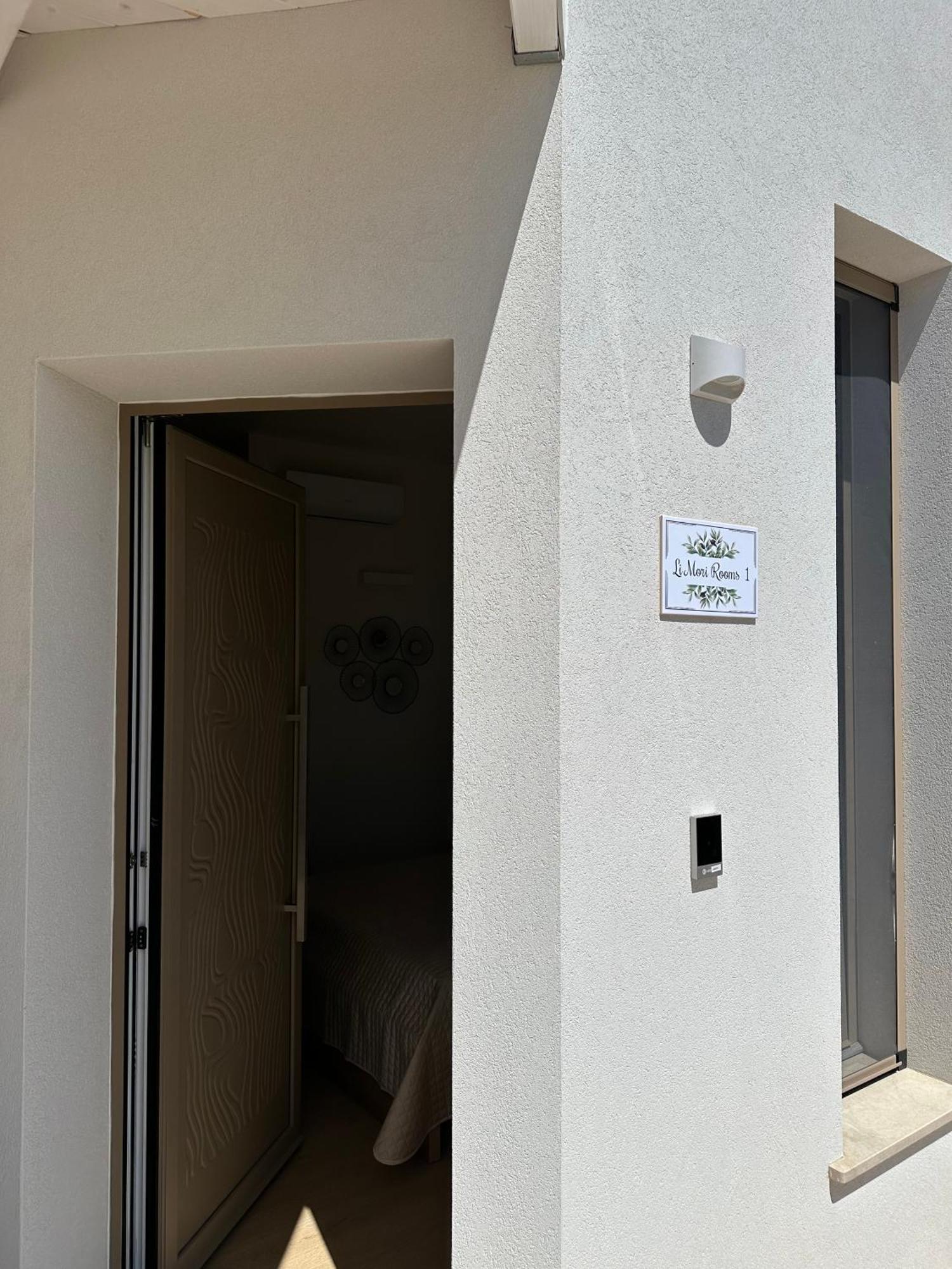 Li Mori Rooms Lizzanello Exterior foto
